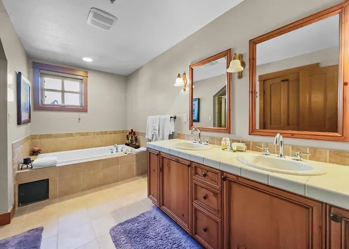 Union Creek Townhome 164b